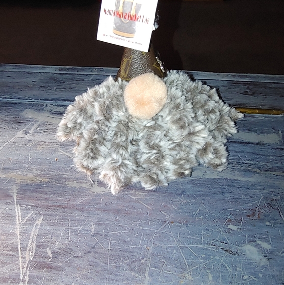 Large gnome with 100% authentic canvas hat. - Picture 3 of 12